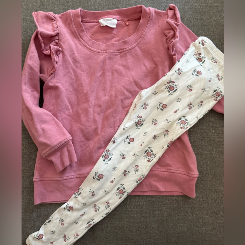 Sweatshirt/ Leggings set- Angel Dear/ *5/ vguc